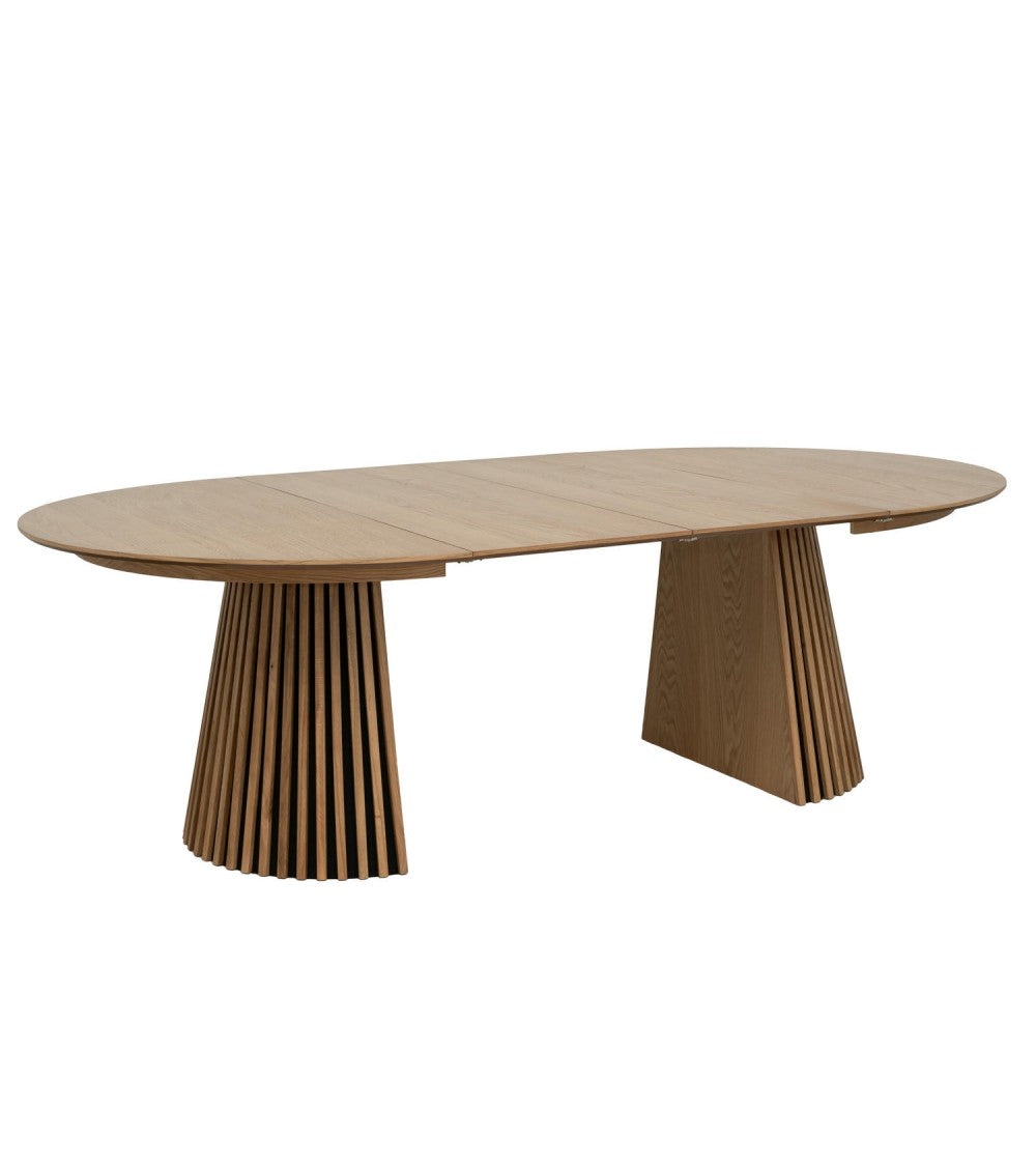 FURNHOUSE - Svendborg borðstofuborð - eik - Ø140 cm. Sérpöntun (3-4 vikur)